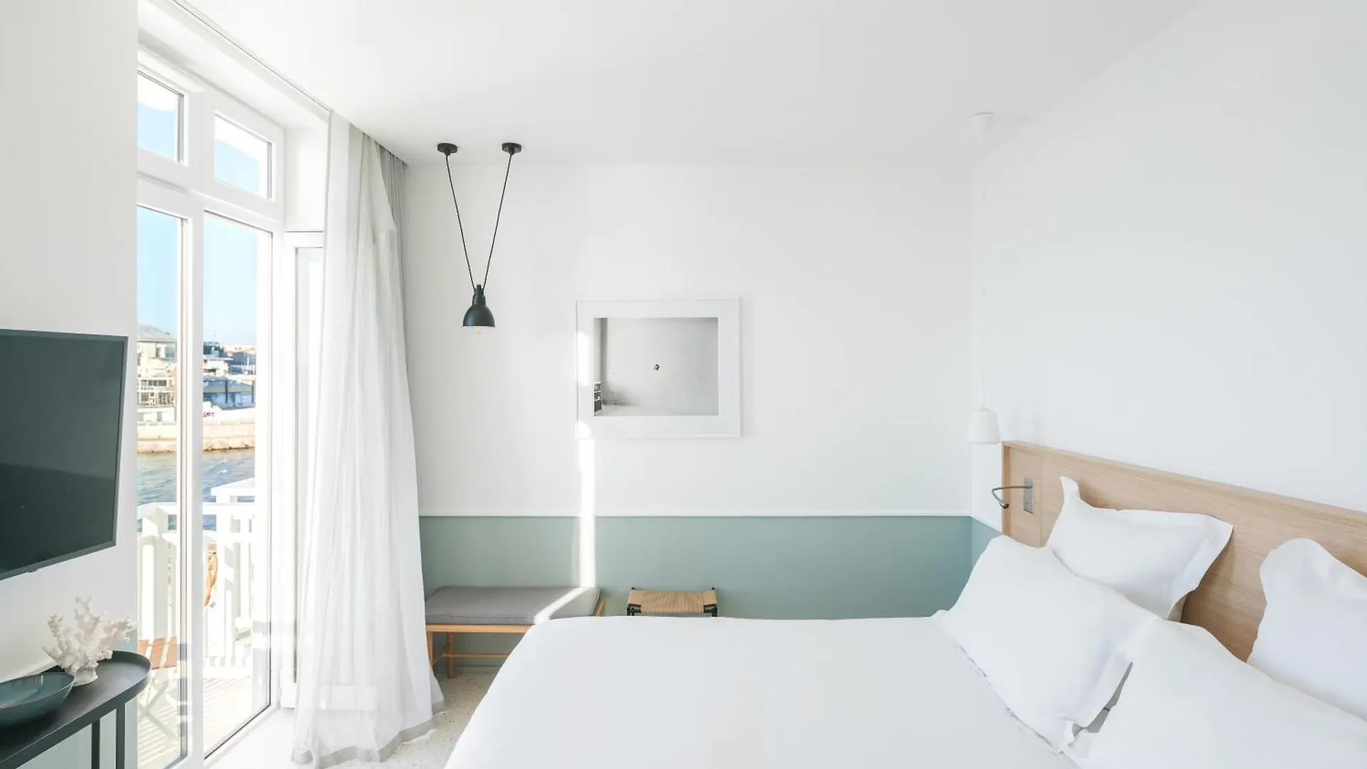 Les Bords De Mer Marseilles Hotel